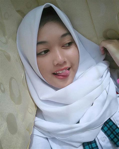 jilbab sma ngentot|Hijab Indonesia Sma Porn Videos 